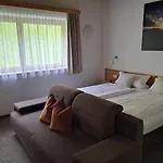 Gruenwaldhof Bed & Breakfast