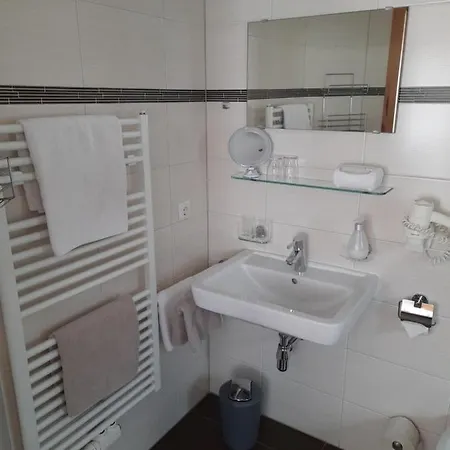 Frühstückspension Grünwaldhof 3*