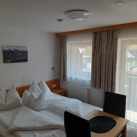 Gruenwaldhof Bed & Breakfast