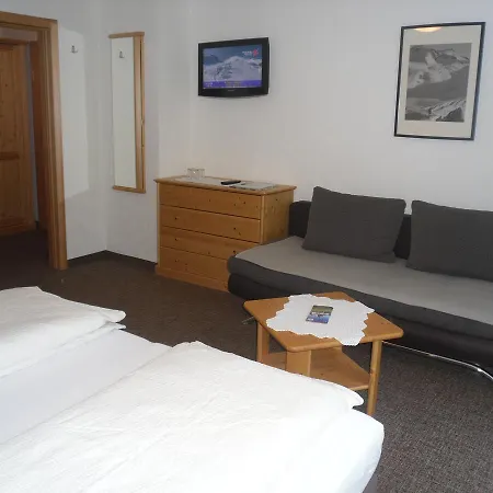 Frühstückspension Grünwaldhof Tux