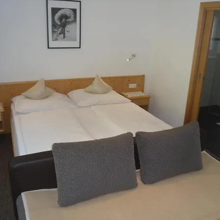 Frühstückspension Grünwaldhof 3*