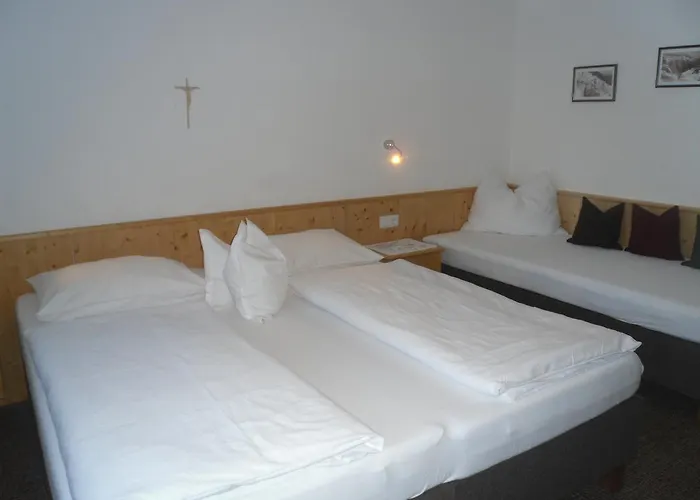 Gruenwaldhof فندق مبيت وإفطار 3*