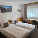 Frühstückspension Grünwaldhof 3*