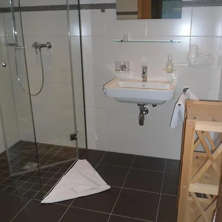 Gruenwaldhof B&B 턱스